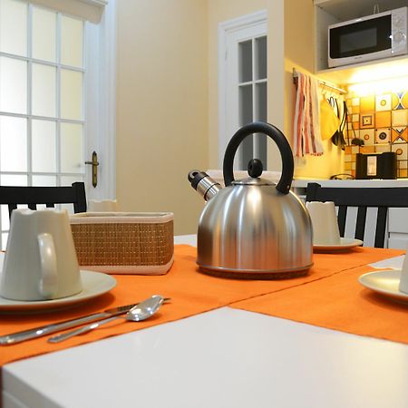 Donnaregina Boutique Apartment نابولي المظهر الخارجي الصورة