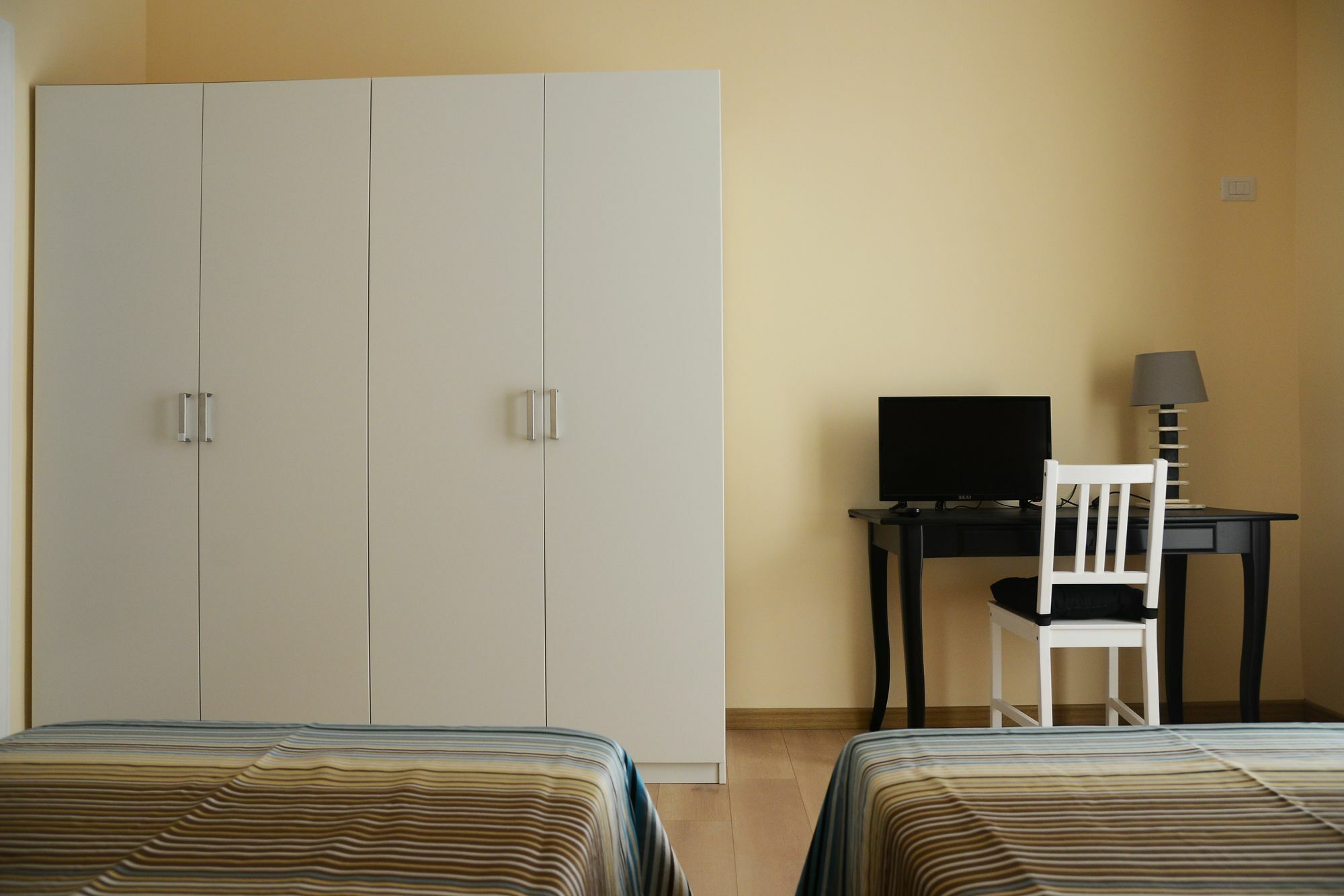 Donnaregina Boutique Apartment نابولي المظهر الخارجي الصورة