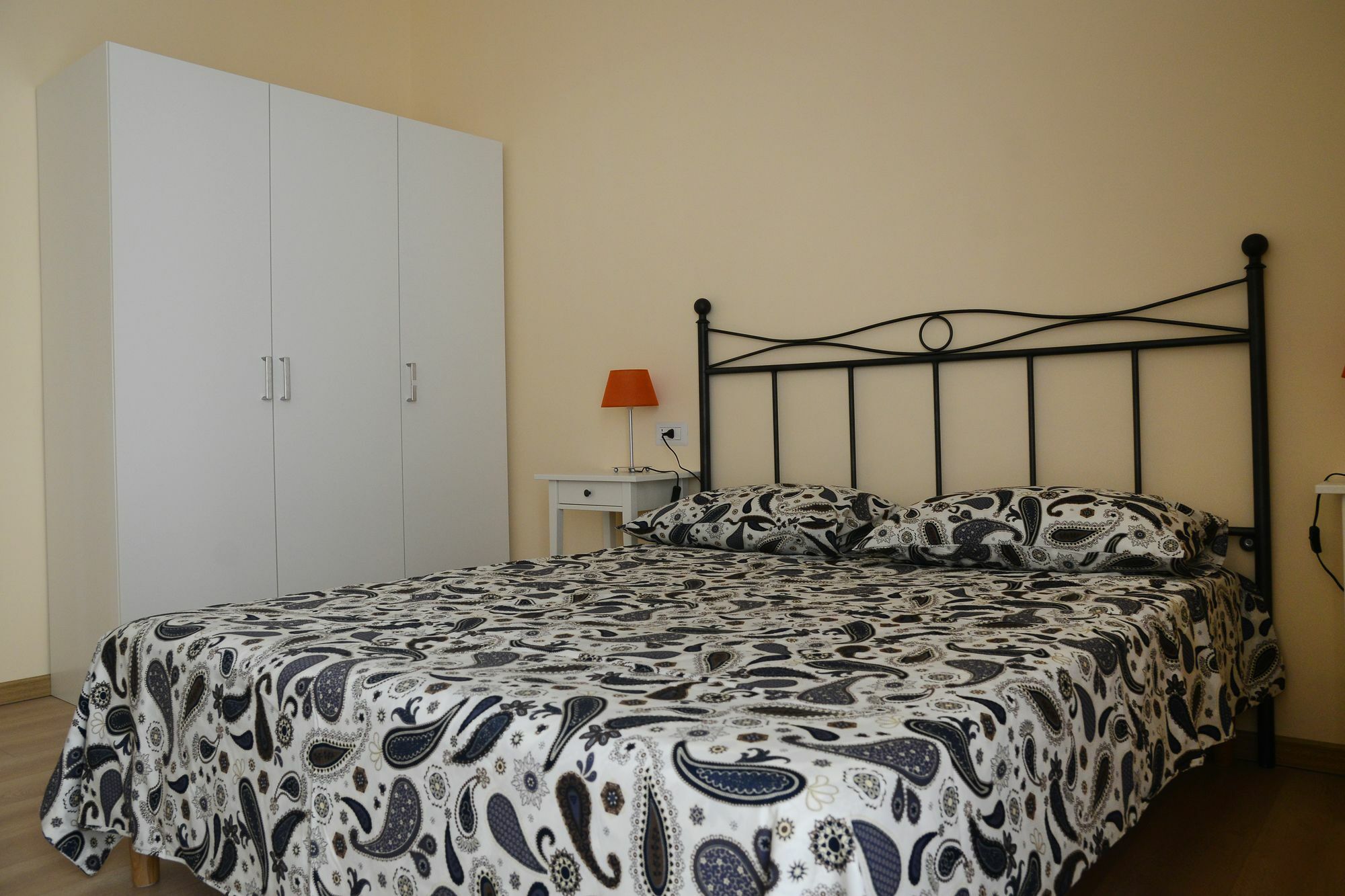 Donnaregina Boutique Apartment نابولي المظهر الخارجي الصورة